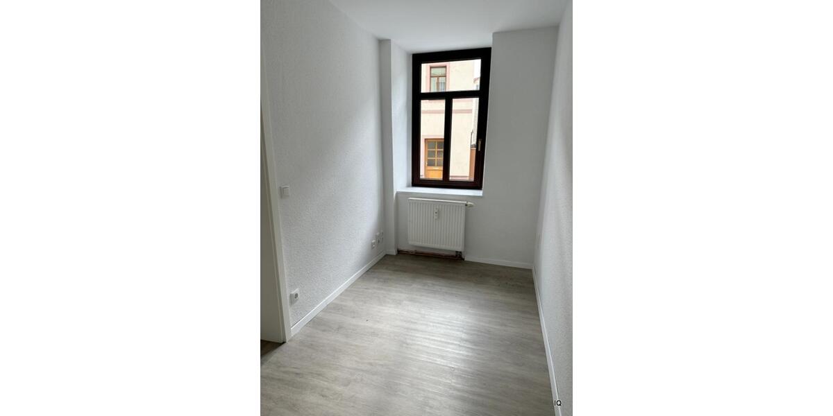 Erdgeschoßwohnung Penig - 4 Zimmer, 96 m&sup2;, 550&euro; | Angebot:25640616