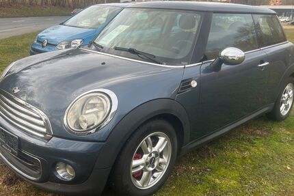 Mini ONE 97.050 km 4.990 &euro; Mylau 08499