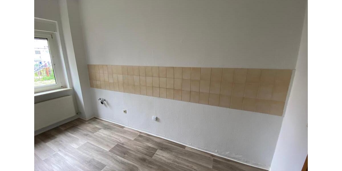 Etagenwohnung Greiz - 3 Zimmer, 86 m&sup2;, 430&euro; | Angebot:25550351