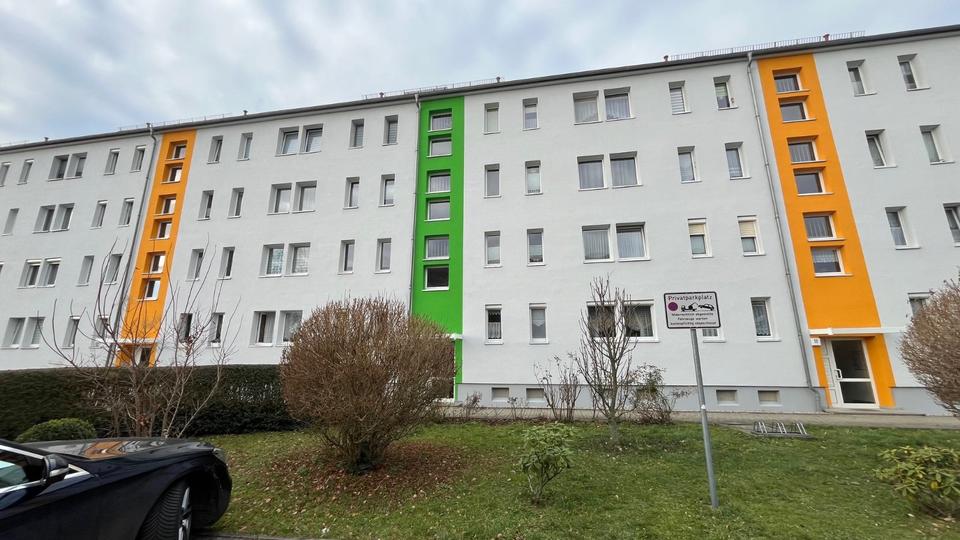 Etagenwohnung Crimmitschau - 2 Zimmer, 46 m&sup2;, 270&euro; | Angebot:24489744