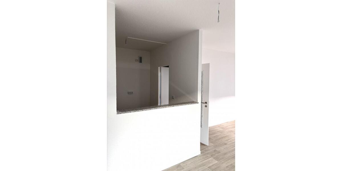 Etagenwohnung Zwickau Neuplanitz - 3 Zimmer, 58 m&sup2;, 377&euro; | Angebot:23328708
