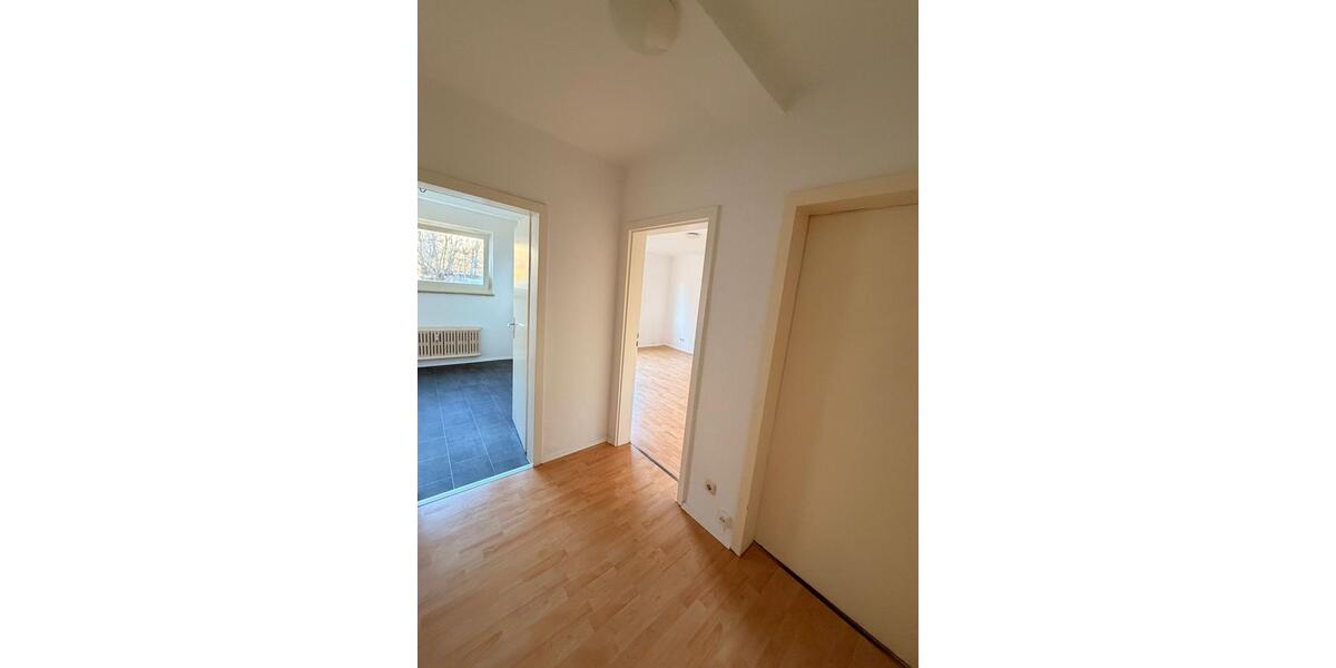 Etagenwohnung Crimmitschau - 2 Zimmer, 52 m&sup2;, 300&euro; | Angebot:26676957