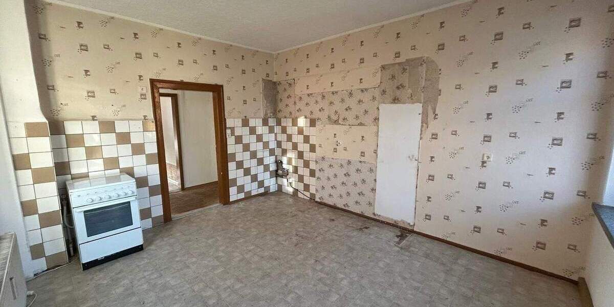 Einfamilienhaus Hohenstein-Ernstthal Ernstthal - 1 Zimmer, 227 m&sup2;, 149.000&euro; | Angebot:25745325