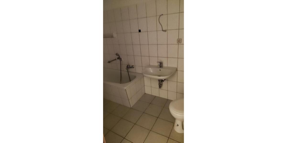 Etagenwohnung Waldenburg - 2 Zimmer, 71 m&sup2;, 380&euro; | Angebot:16774425