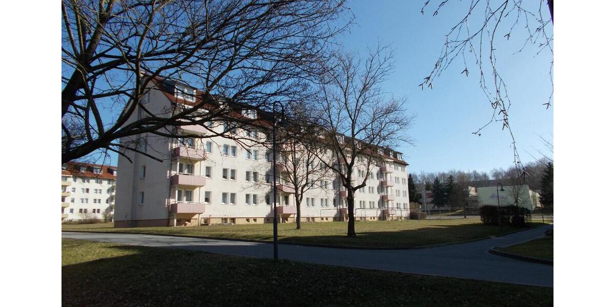 Etagenwohnung Ronneburg - 4 Zimmer, 67 m&sup2;, 390&euro; | Angebot:25900486