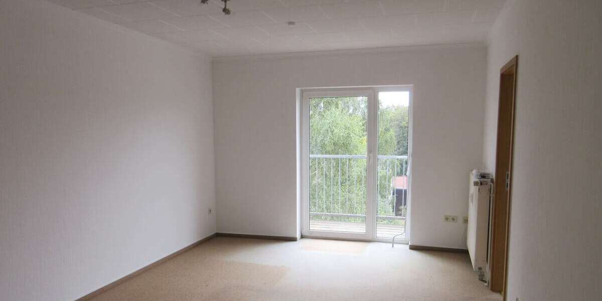 Etagenwohnung Oberlungwitz - 2 Zimmer, 48 m&sup2;, 268&euro; | Angebot:14861696
