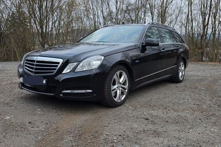 Mercedes-Benz E 350 213.000 km 8.500 &euro; Kirchberg 08107