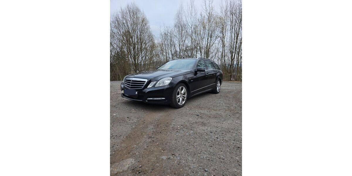 Mercedes-Benz E 350 213.000 km 8.600 &euro; Kirchberg 08107