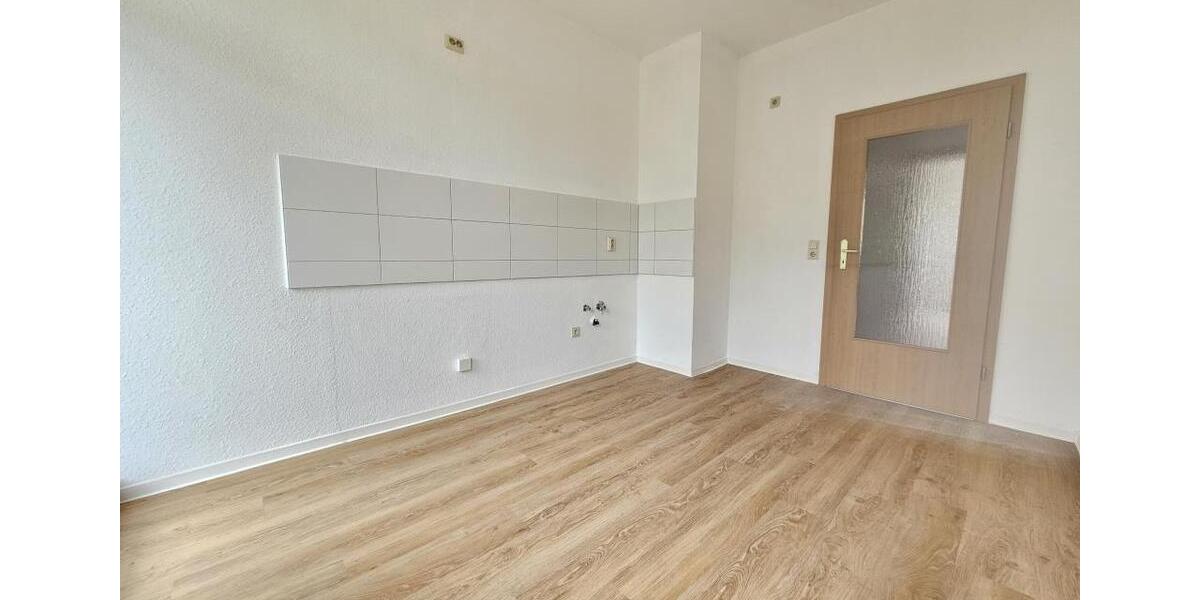 Etagenwohnung Aue-Bad Schlema Bad Schlema - 3 Zimmer, 84 m&sup2;, 439&euro; | Angebot:25084332
