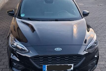 Ford Focus 91.013 km 13.500 &euro; Schneeberg 08289