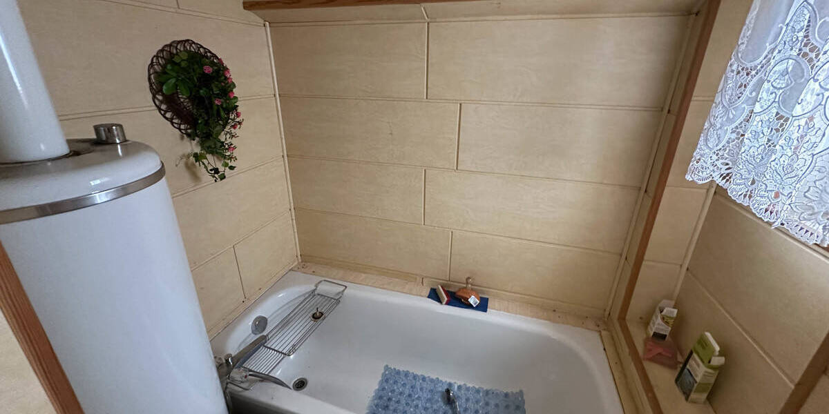 Mehrfamilienhaus, Wohnhaus Hartenstein - 1 Zimmer, 120 m&sup2;, 34.000&euro; | Angebot:25688279