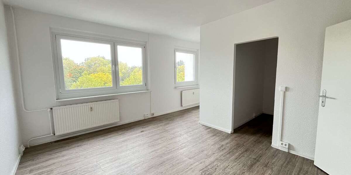 Etagenwohnung Zwickau Neuplanitz - 1 Zimmer, 33 m&sup2;, 179&euro; | Angebot:23805281
