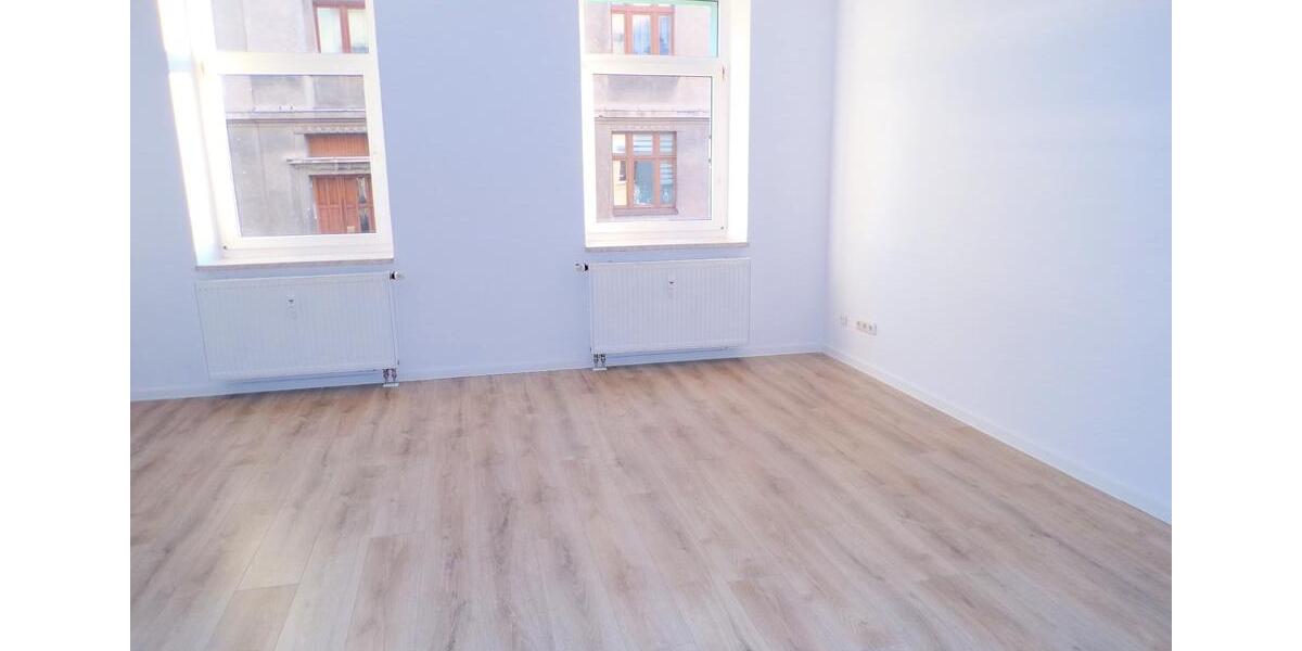 Etagenwohnung Werdau - 3 Zimmer, 74 m&sup2;, 430&euro; | Angebot:24214753