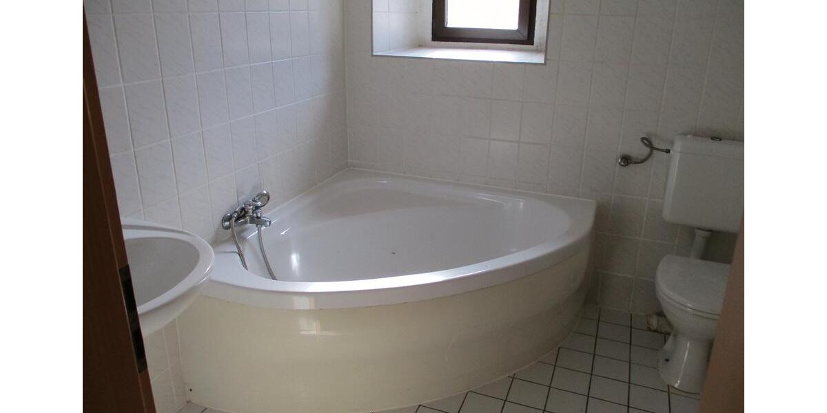 Erdgeschoßwohnung Waldenburg - 3 Zimmer, 60 m&sup2;, 315&euro; | Angebot:25367862