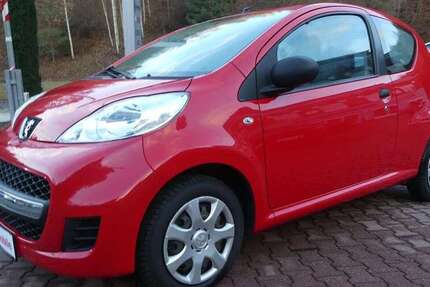 Peugeot 107 31.800 km 5.990 &euro; Schneeberg 08289