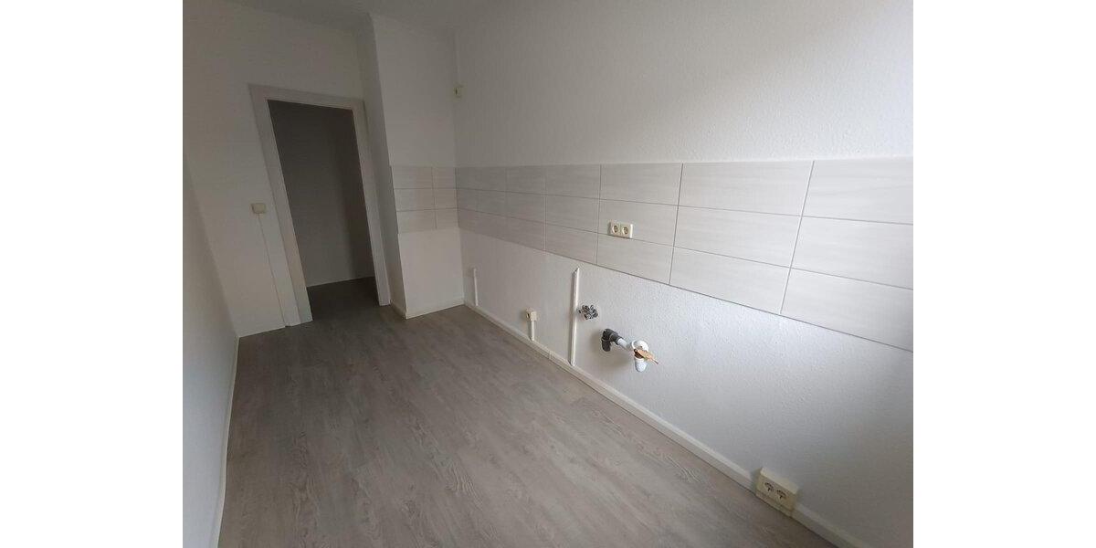 Etagenwohnung Treuen - 3 Zimmer, 83 m&sup2;, 605&euro; | Angebot:26006954