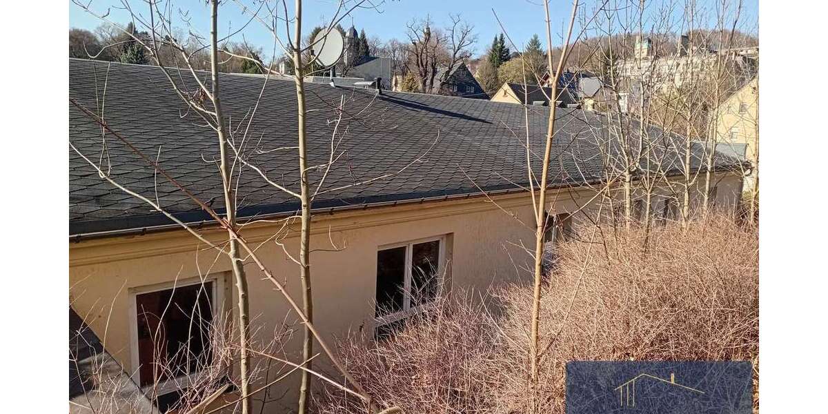 Einfamilienhaus Grünhain-Beierfeld Beierfeld - 15 Zimmer, 301 m&sup2;, 95.000&euro; | Angebot:25393270