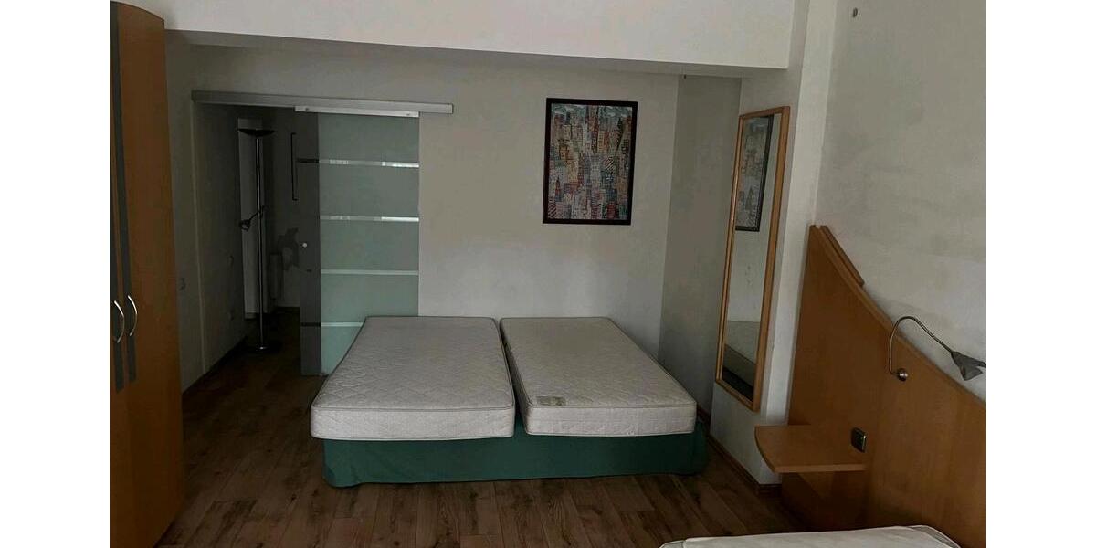 Erdgeschoßwohnung Neumark - 4 Zimmer, 140 m&sup2;, 80.000&euro; | Angebot:25299465