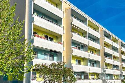 Wohnung Zwickau Eckersbach - 3 Zimmer, 71 m&sup2;, 412&euro; | Angebot:25676772