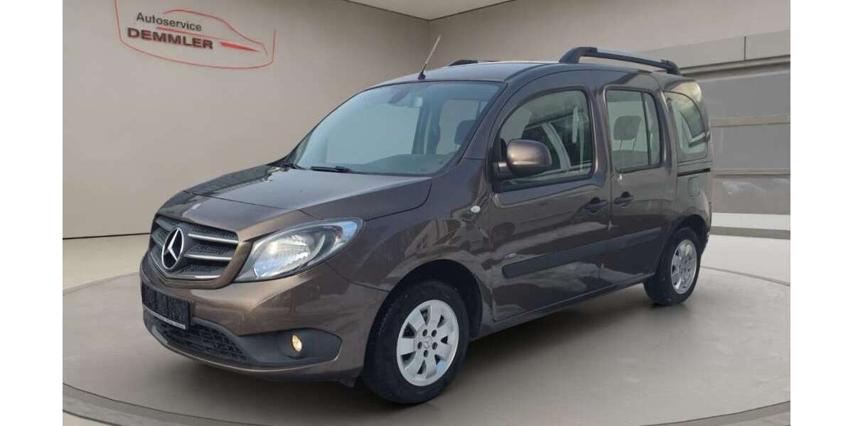 Mercedes-Benz Citan 111.000 km 12.800 &euro; Wilkau-Haßlau 08112