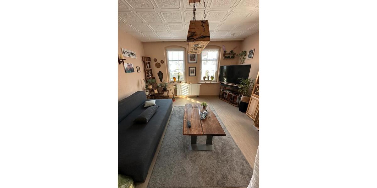 Etagenwohnung Oelsnitz (Erzgebirge) - 1 Zimmer, 37 m&sup2;, 315&euro; | Angebot:25352415