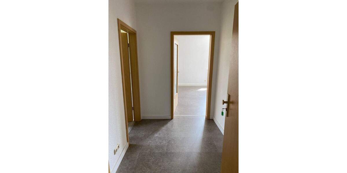 Etagenwohnung Gornsdorf - 5 Zimmer, 120 m&sup2;, 750&euro; | Angebot:25660629