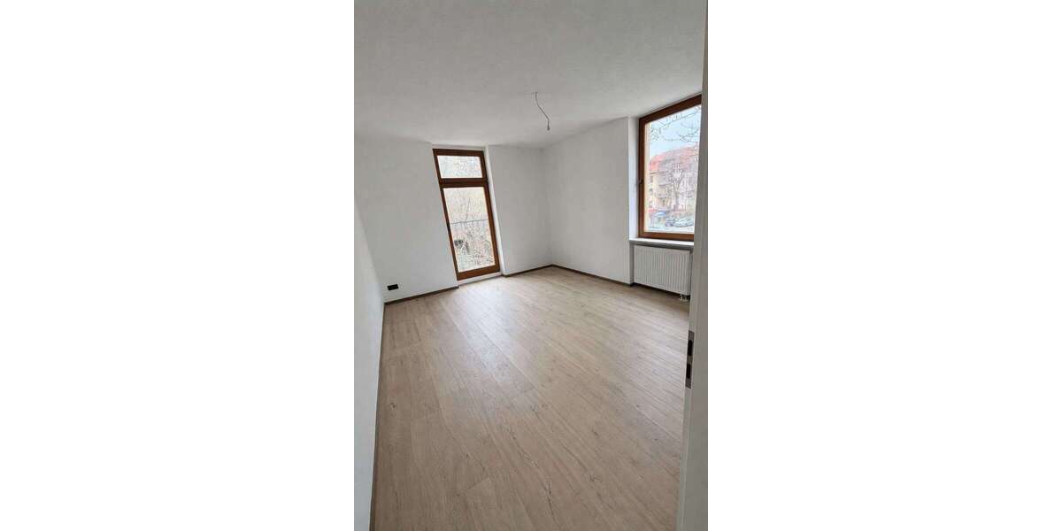 Etagenwohnung Zwickau Pölbitz - 2 Zimmer, 52 m&sup2;, 340&euro; | Angebot:25931763