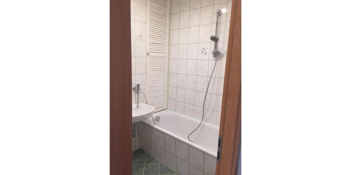 Etagenwohnung Zwickau Zwickau-Nord - 3 Zimmer, 57 m&sup2;, 290&euro; | Angebot:24766837