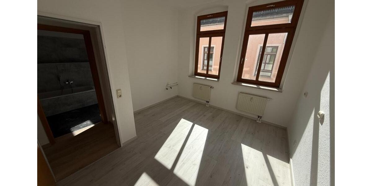 Etagenwohnung Lengenfeld - 2 Zimmer, 69 m&sup2;, 380&euro; | Angebot:25800834