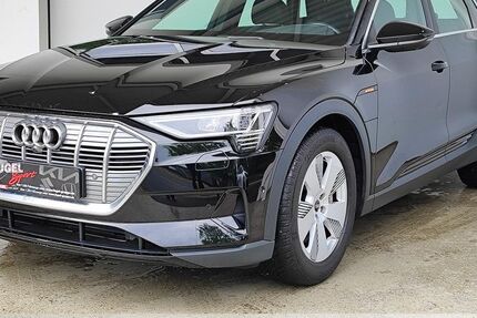 Audi e-tron 27.960 km 24.899 &euro; Oberlungwitz 09353