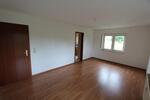 Etagenwohnung Glauchau - 2 Zimmer, 50 m&sup2;, 250&euro; | Angebot:25363724