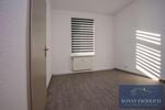Etagenwohnung Glauchau - 3 Zimmer, 75 m&sup2;, 375&euro; | Angebot:23997229