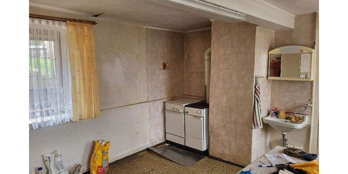 Einfamilienhaus Lengenfeld - 3 Zimmer, 90 m&sup2;, 45.000&euro; | Angebot:25670679