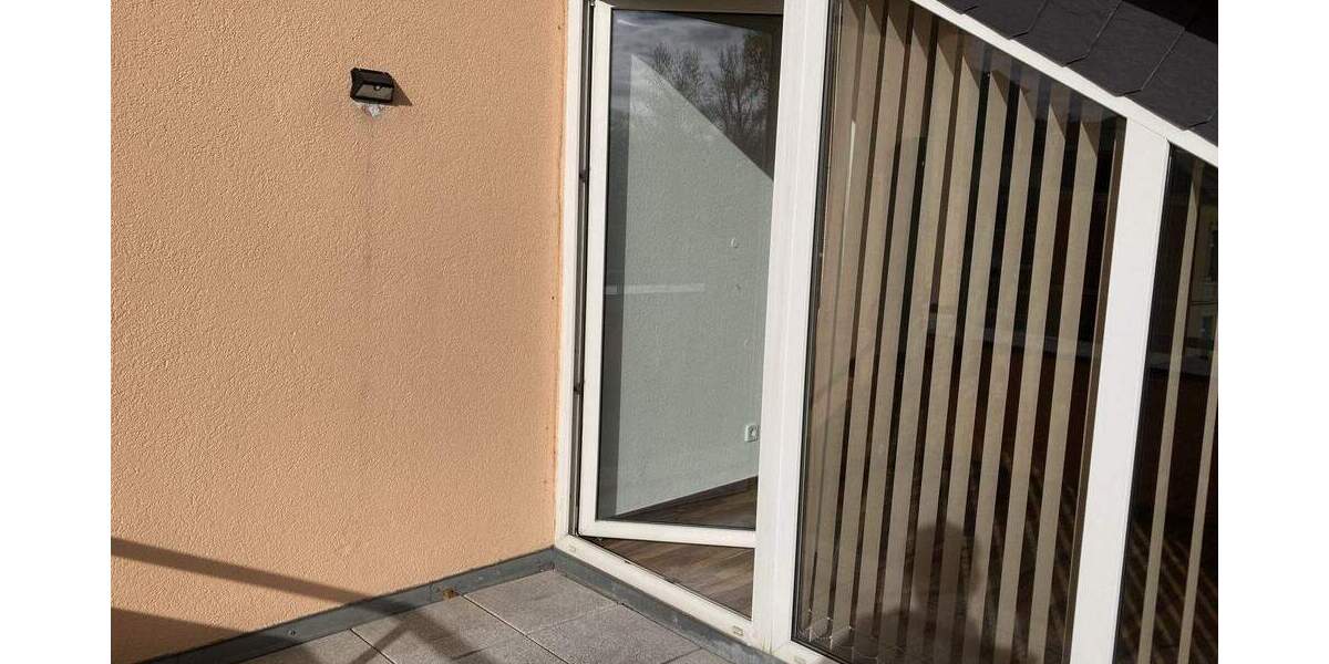 Etagenwohnung Zwickau Innenstadt - 3 Zimmer, 77 m&sup2;, 105.000&euro; | Angebot:25707420