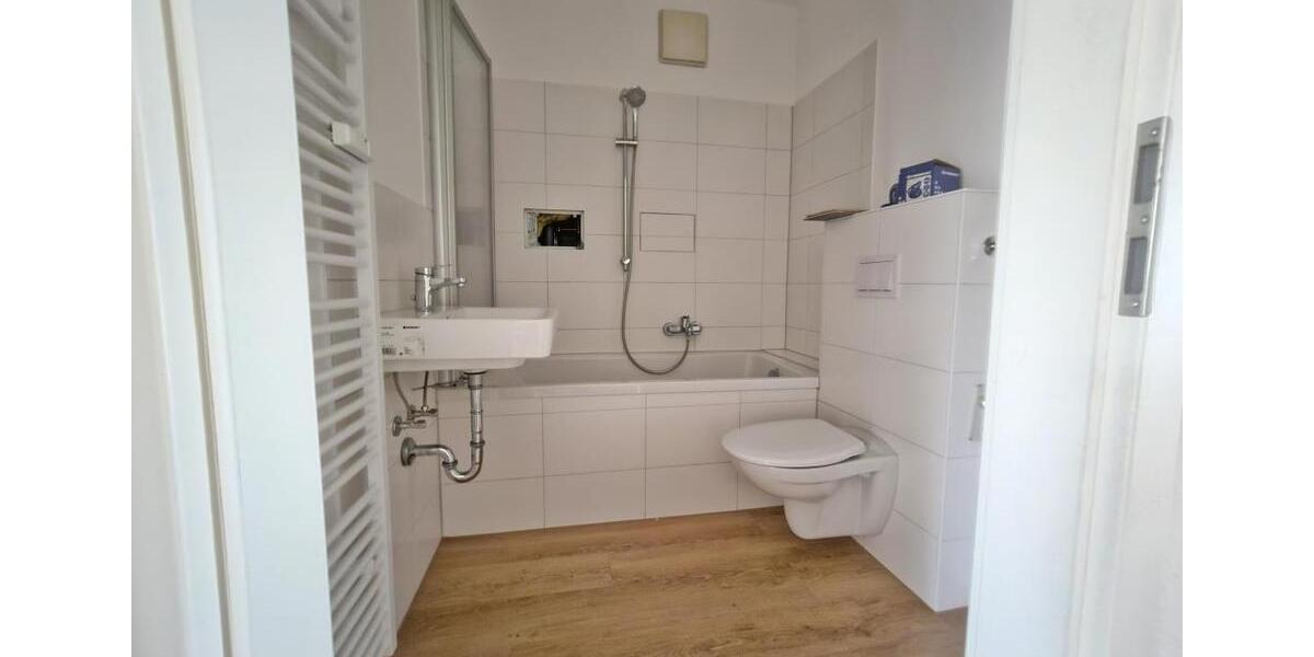 Etagenwohnung Zwickau Zwickau-Nord - 3 Zimmer, 60 m&sup2;, 332&euro; | Angebot:25149558