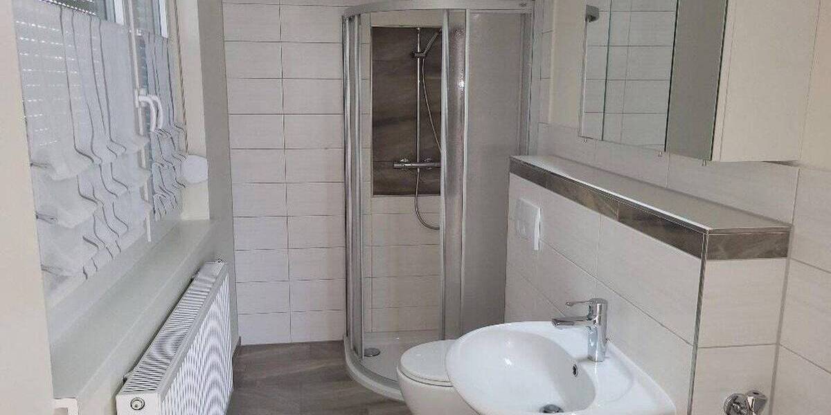 Mehrfamilienhaus, Wohnhaus Treuen - 1 Zimmer, 200 m&sup2;, 290.000&euro; | Angebot:26915821