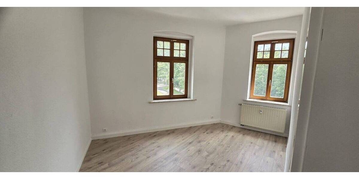 Etagenwohnung Reichenbach - 2 Zimmer, 67 m&sup2;, 436&euro; | Angebot:26861738