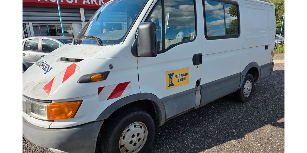 IVECO Massif 165.000 km 1.450 &euro; zwickau 08064