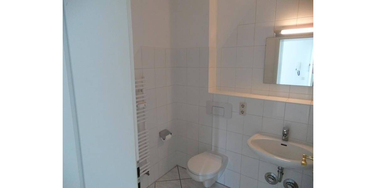 Etagenwohnung Zwickau Pölbitz - 2 Zimmer, 54 m&sup2;, 54.000&euro; | Angebot:25747126