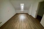 Dachgeschoßwohnung Zwickau - 2 Zimmer, 52 m&sup2;, 280&euro; | Angebot:17122311