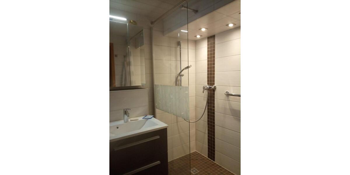 Reihenhaus Zwickau - 2 Zimmer, 59 m&sup2;, 75.000&euro; | Angebot:26660489