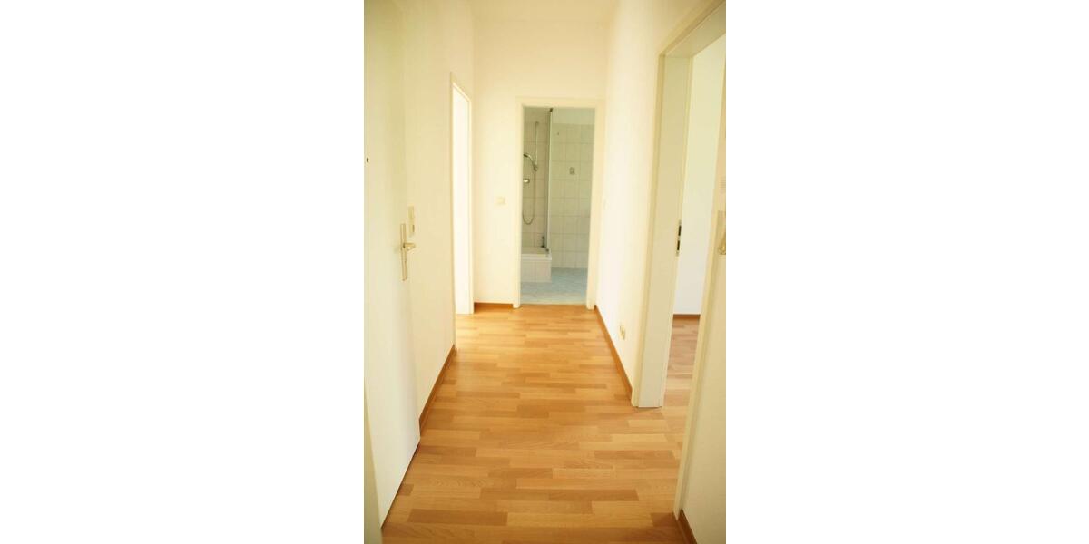 Etagenwohnung Zwickau Neuplanitz - 3 Zimmer, 78 m&sup2;, 510&euro; | Angebot:18860870
