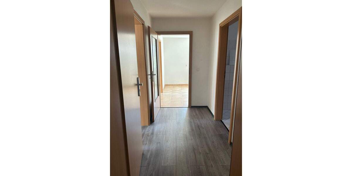 Etagenwohnung Netzschkau - 2 Zimmer, 53 m&sup2;, 266&euro; | Angebot:25879192