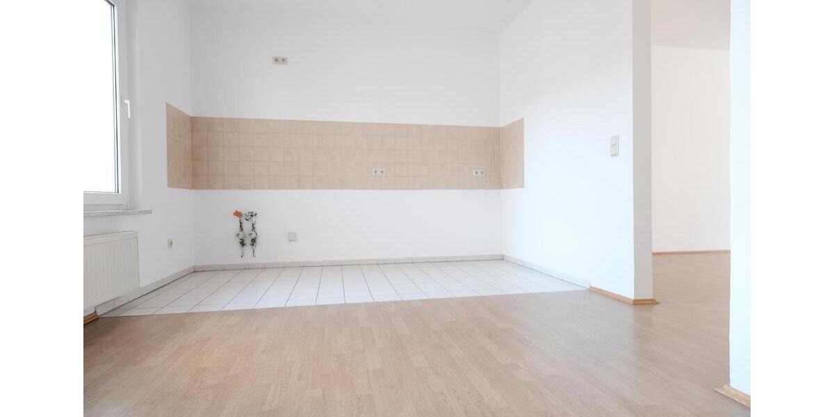 Etagenwohnung Werdau - 1 Zimmer, 70 m&sup2;, 325&euro; | Angebot:25790182