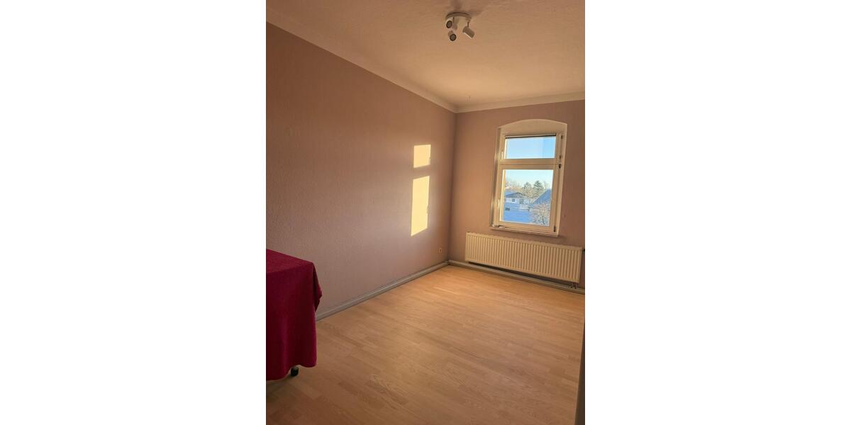 Etagenwohnung Eibenstock - 4 Zimmer, 100 m&sup2;, 550&euro; | Angebot:25220587