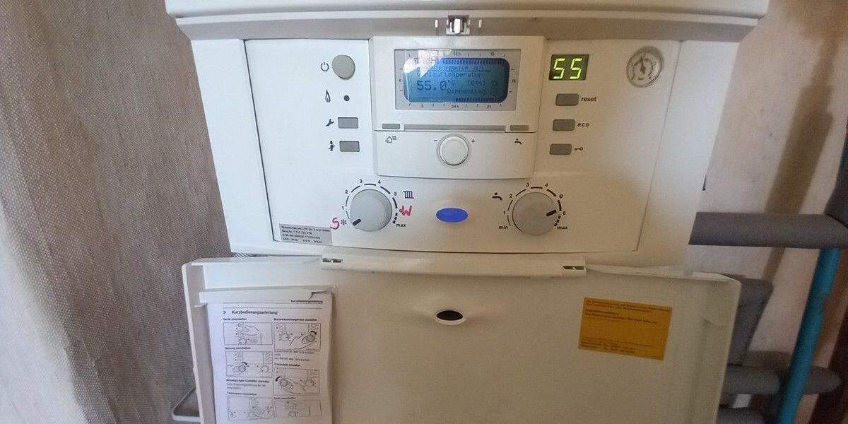 Mehrfamilienhaus, Wohnhaus Crimmitschau - 9 Zimmer, 185 m&sup2;, 69.000&euro; | Angebot:25678130