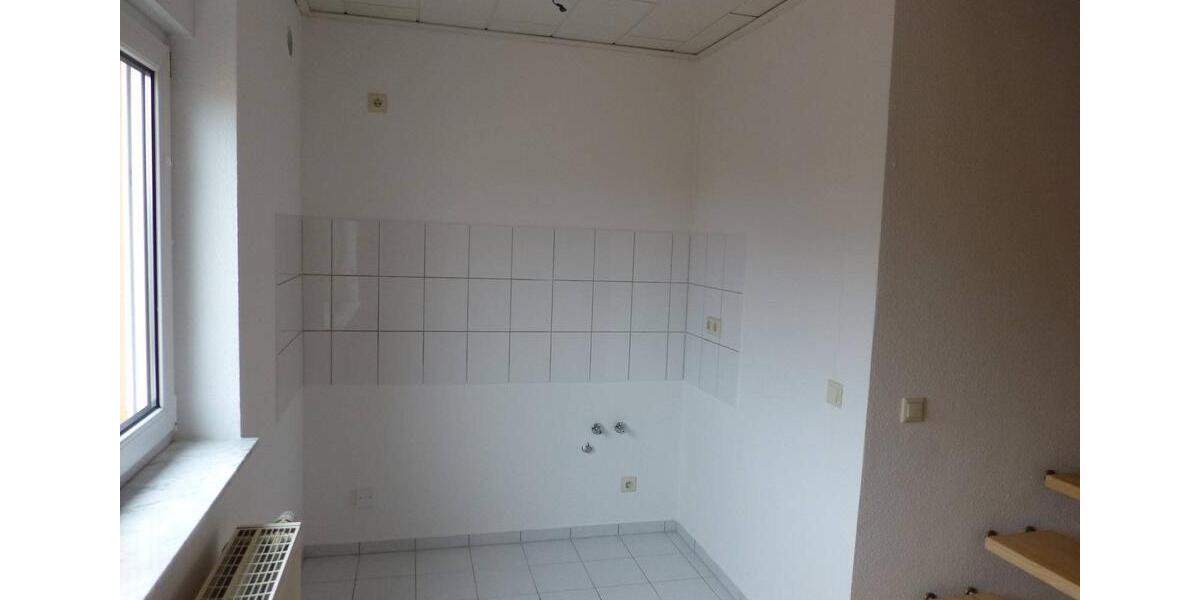 Dachgeschoßwohnung Ronneburg - 5 Zimmer, 138 m&sup2;, 700&euro; | Angebot:25178918