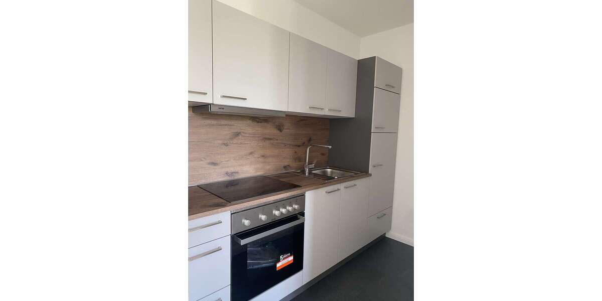 Etagenwohnung Zwickau Marienthal - 1 Zimmer, 28 m&sup2;, 210&euro; | Angebot:25100361