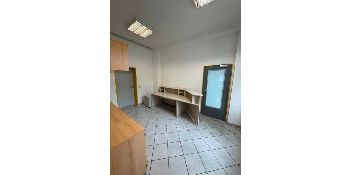 Gewerbeobjekt Zwickau Pölbitz - 116&euro; | Angebot:25930839