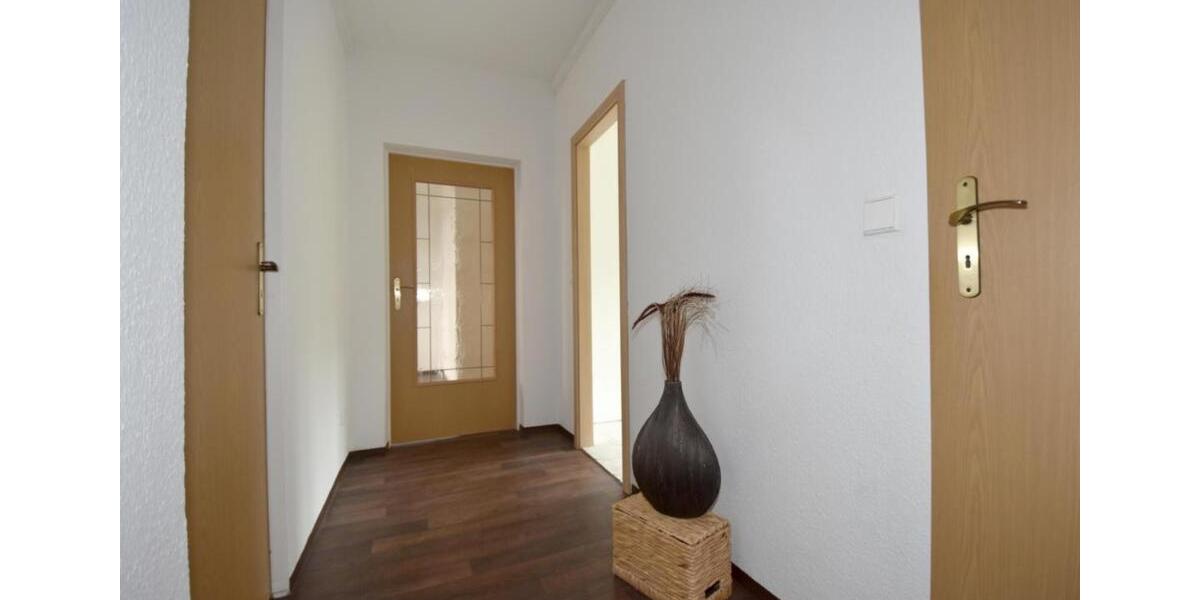 Etagenwohnung Hohenstein-Ernstthal Ernstthal - 3 Zimmer, 60 m&sup2;, 380&euro; | Angebot:16883937